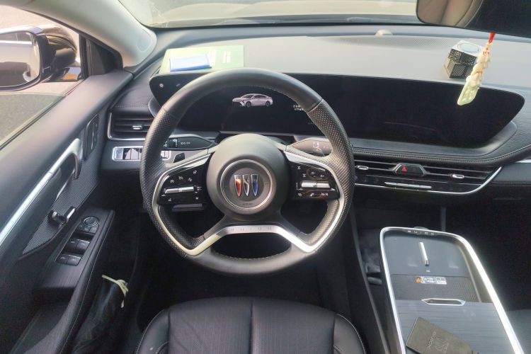 别克 君越 2023款 28T 越尊版中控内饰13