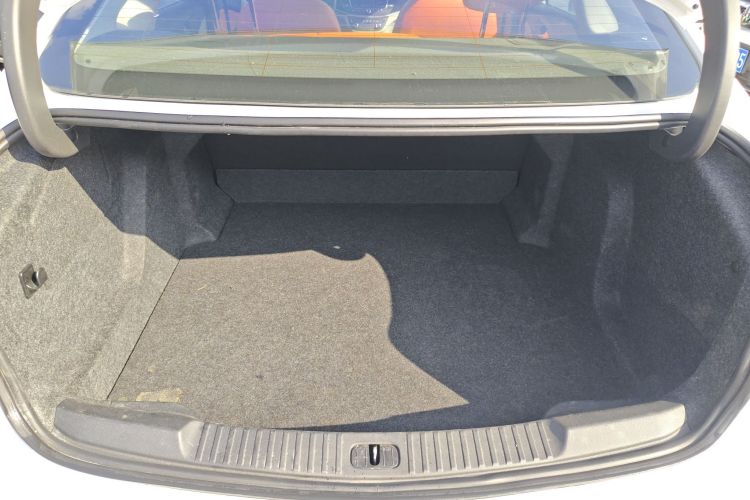 别克 威朗 2020款 15T 自动进取型局部细节23