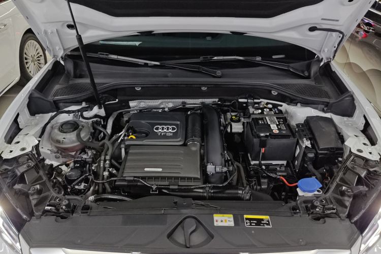奥迪Q2L 2022款 35 TFSI 进取致雅型局部细节24