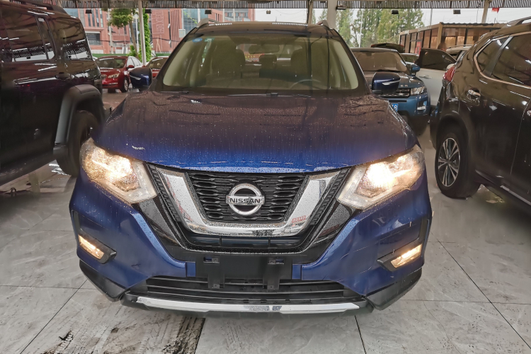 日产 奇骏 2017款 2.0L CVT舒适版 2WD车身外观2