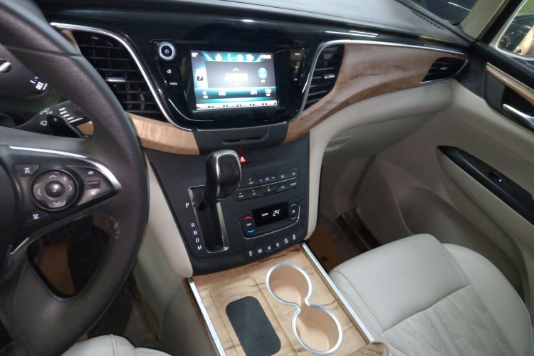 别克GL8 2018款 ES 28T 舒适型 国VI中控内饰16