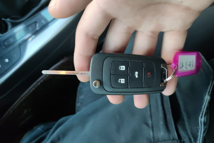 雪佛兰 迈锐宝 2016款 1.6T 自动舒适版中控内饰7001