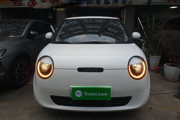 长安启源 长安Lumin 2022款 155km 清甜款车身外观2