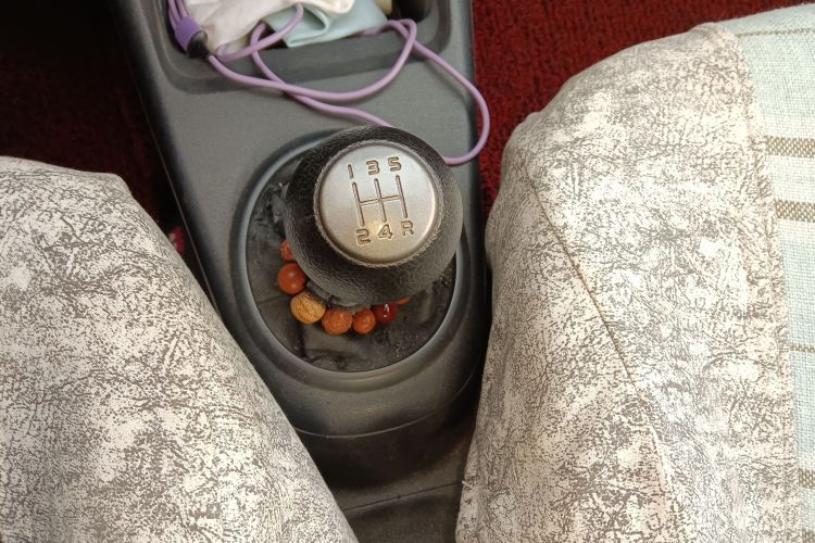 铃木 奥拓 2013款 改款 1.0L 手动舒适型局部细节18