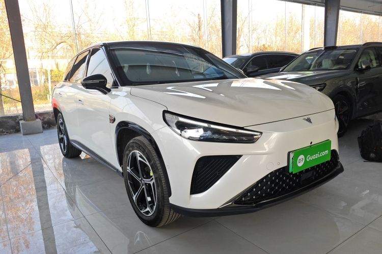 哪吒汽车 哪吒L 2024款 增程 220 闪充版车身外观6002