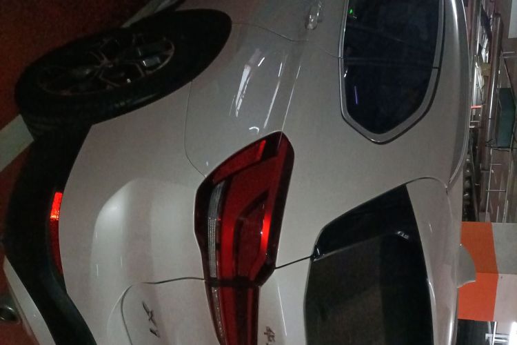 宝马X1 2022款 sDrive20Li 时尚型车身外观5