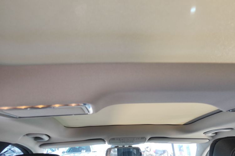 奔驰C级 2018款 C 200 L 运动版中控内饰22