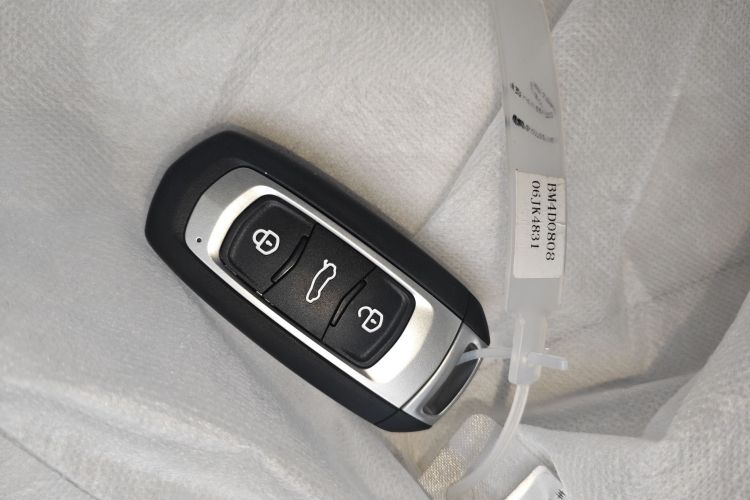 吉利银河 熊猫 2025款 210km 元气熊中控内饰11