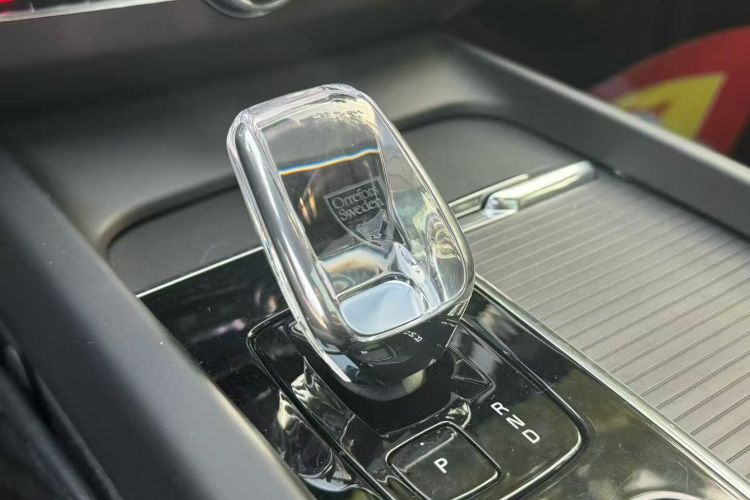 沃尔沃XC60 2024款 B5 四驱智逸豪华版局部细节18