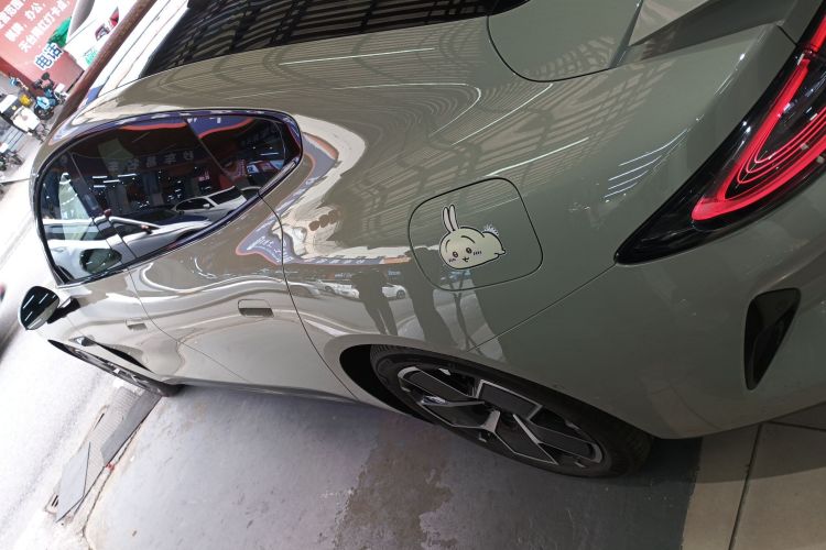 小米汽车 小米SU7 2024款 后驱长续航智驾版车身外观4