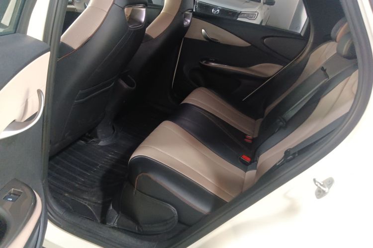 比亚迪 海豚 2023款 420km 时尚版中控内饰7004