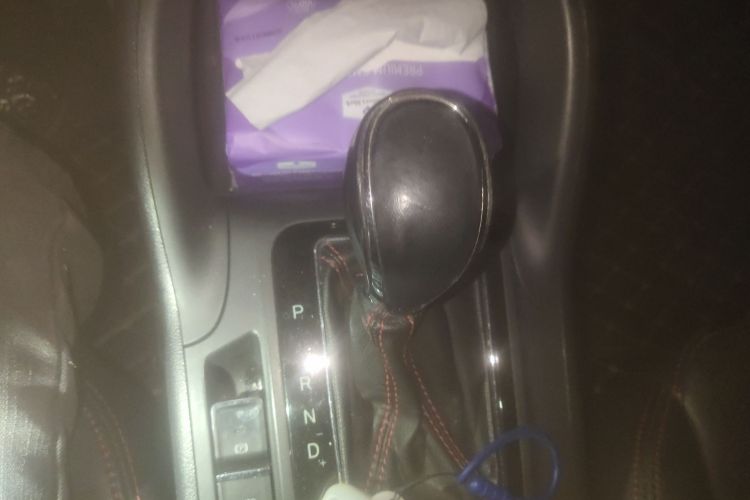 长安CS75 2016款 1.8T 自动精英型 国IV中控内饰18