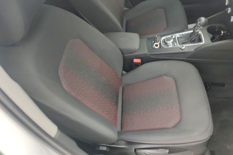 奥迪A3 2019款 Limousine 35 TFSI 进取型 国V局部细节41