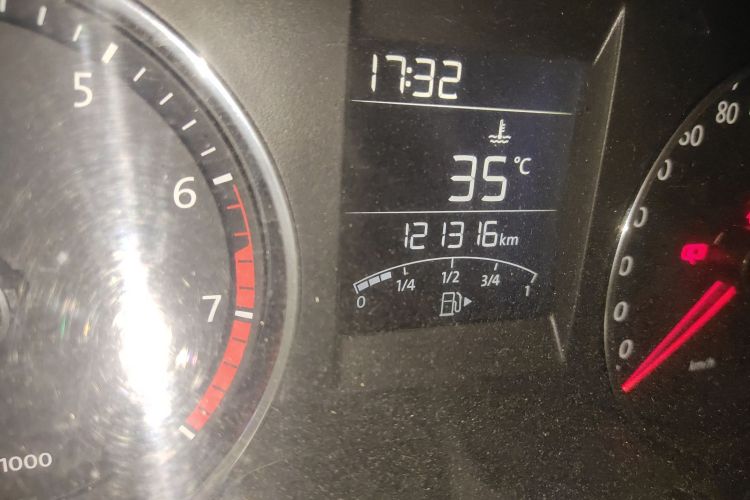 大众 Polo 2014款 1.6L 手动舒适版中控内饰15