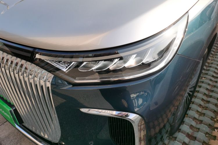 岚图汽车 岚图梦想家 2025款 PHEV 四驱旗舰鲲鹏版局部细节36