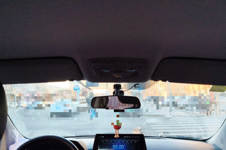 北汽新能源EX 2018款 EX360 新尚版中控内饰22