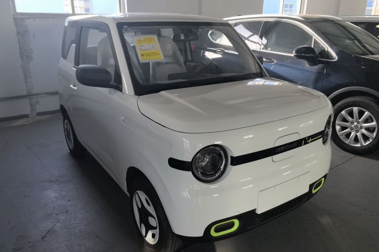 吉利银河 熊猫 2025款 210km 元气熊车身外观3