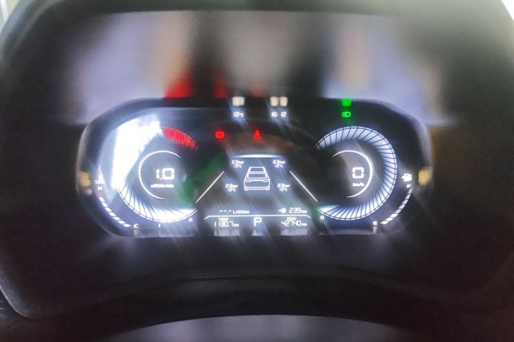 吉利汽车 帝豪 2022款 第4代 1.5L CVT尊贵型中控内饰14