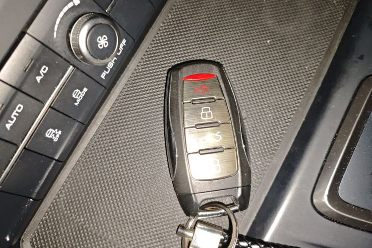 哈弗F7 2019款 2.0T 两驱i范 国V中控内饰11