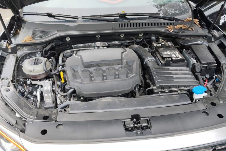 大众 帕萨特 2024款 380TSI 龙耀版机舱底盘24