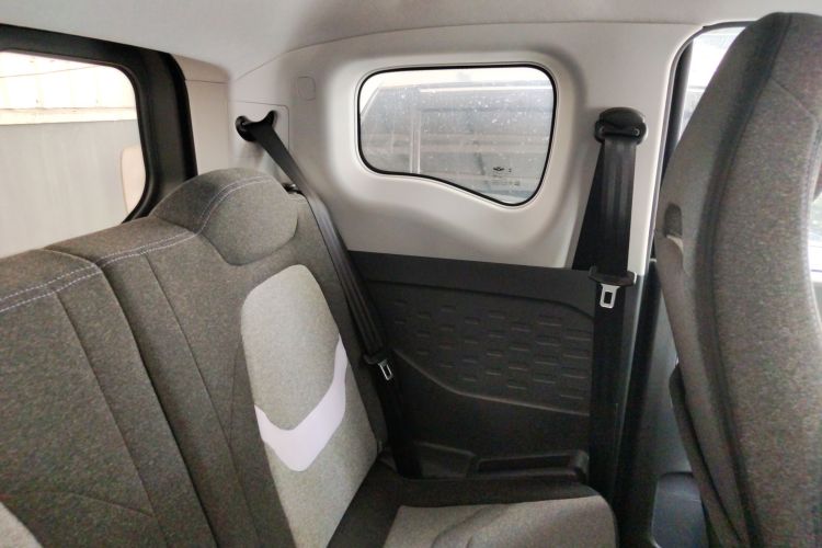 奇瑞新能源 QQ冰淇淋 2022款 170km 圣代 磷酸铁锂中控内饰7008