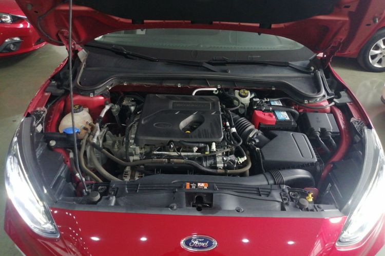 福特 福克斯Active 2021款 EcoBoost 180 自动劲潮型局部细节24