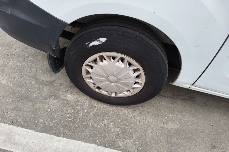 福特 全顺 2017款 2.0T柴油多功能商用车短轴中顶国V车身外观6008