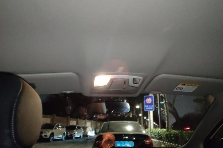 日产 轩逸 2024款 经典 1.6XE CVT舒适版中控内饰22