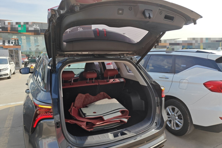 长安CS75 PLUS 2021款 2.0T 自动领航型机舱底盘23