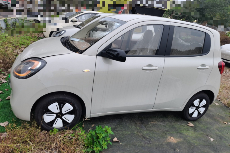 五菱汽车 宏光MINIEV 2025款 四门版 进阶款车身外观4