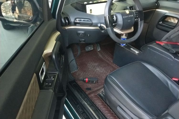 宝骏KiWi EV 2022款 设计师轻享版 三元锂中控内饰20