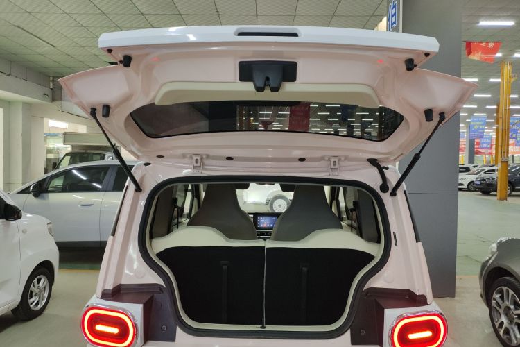 五菱汽车 宏光MINIEV 2024款 第三代 215km 进阶版机舱底盘23