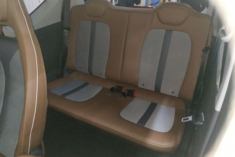 五菱汽车 宏光MINIEV 2022款 GAMEBOY 200km 玩咖款 磷酸铁锂中控内饰7004