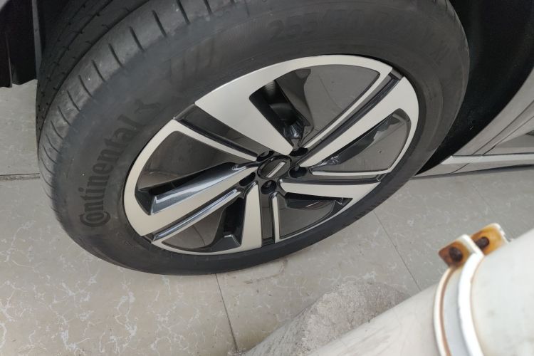 魏牌 蓝山 2025款 四驱 Max车身外观6007