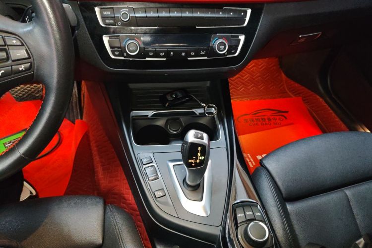 宝马2系(进口) 2019款 225i 敞篷轿跑车 运动设计套装局部细节18