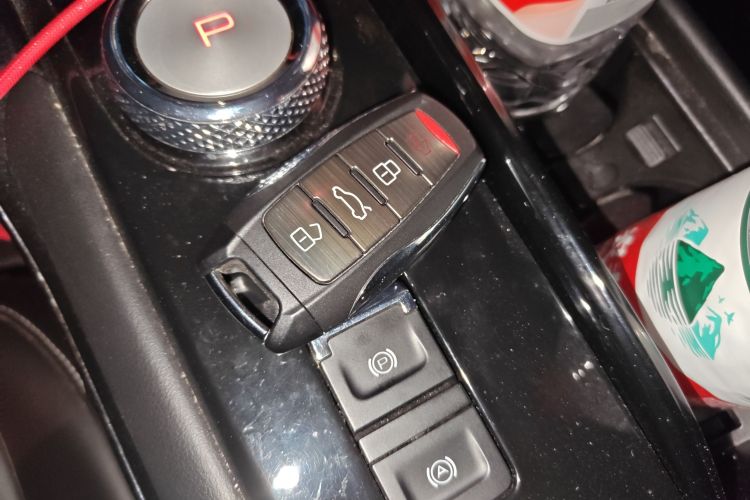 哈弗H6 2021款 第三代 1.5T 自动两驱Max中控内饰7001