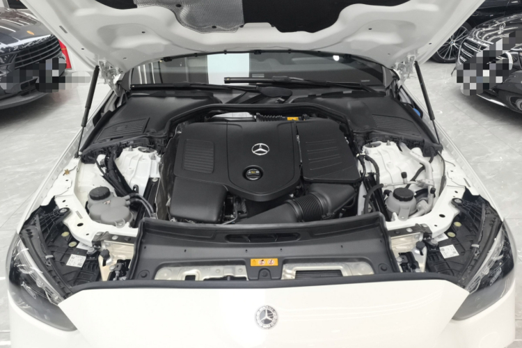 奔驰C级 2022款 C 200 L 运动版局部细节24