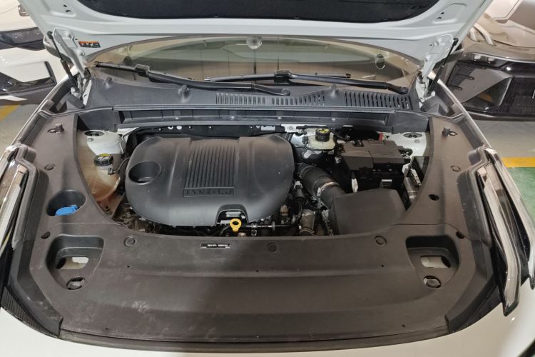 领克03 2023款 1.5TD DCT劲Pro机舱底盘24