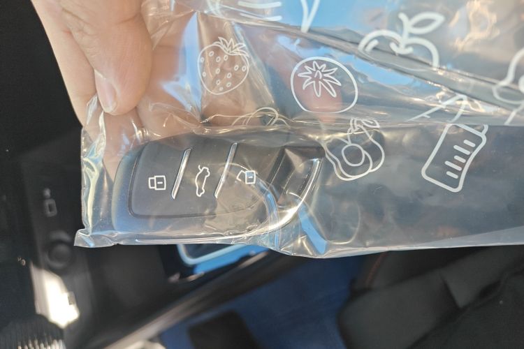 名爵 MG5 2023款 180DVVT 手动风尚版中控内饰11