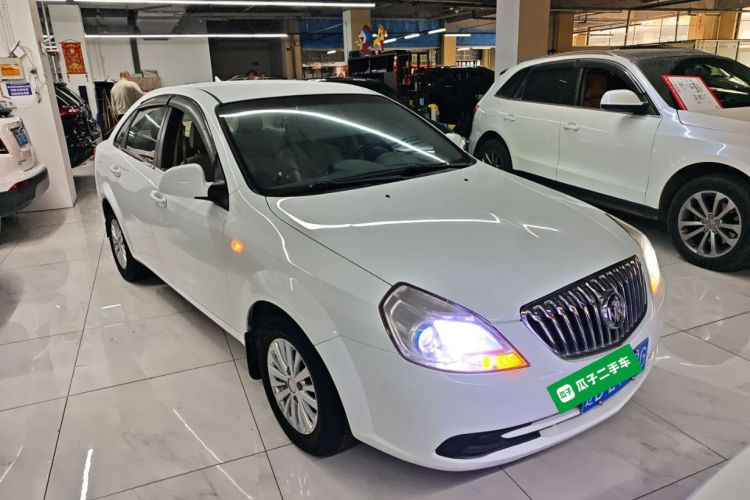 别克 凯越 2015款 1.5L 自动经典型车身外观3