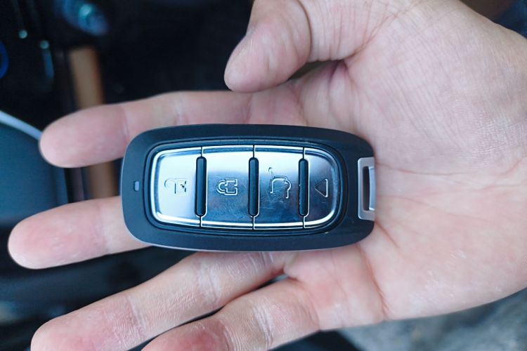 埃安 AION S 2023款 魅 580 磷酸铁锂中控内饰7001