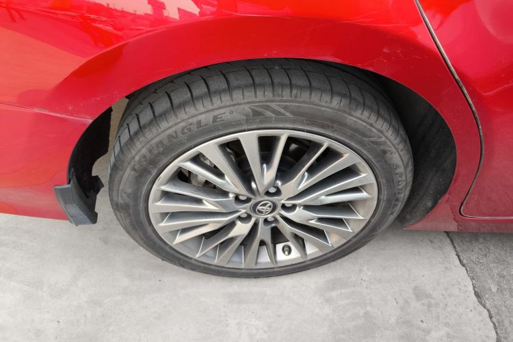 丰田 凯美瑞 2019款 改款 双擎 2.5HQ 旗舰版车身外观6008