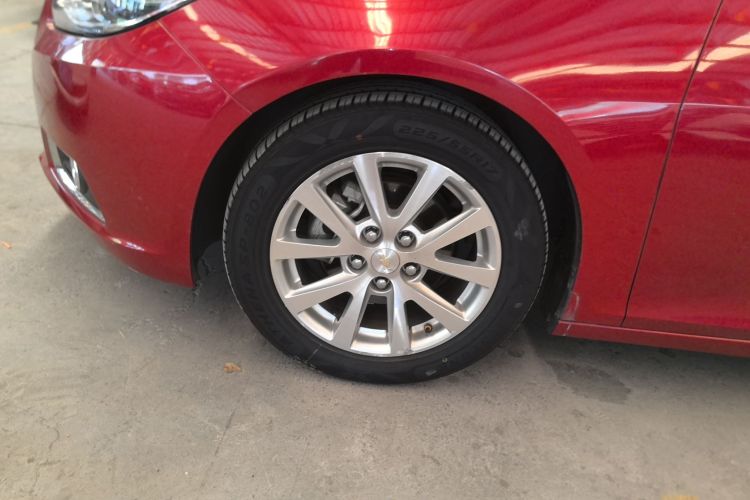 雪佛兰 迈锐宝 2014款 2.0L 自动豪华版车身外观35