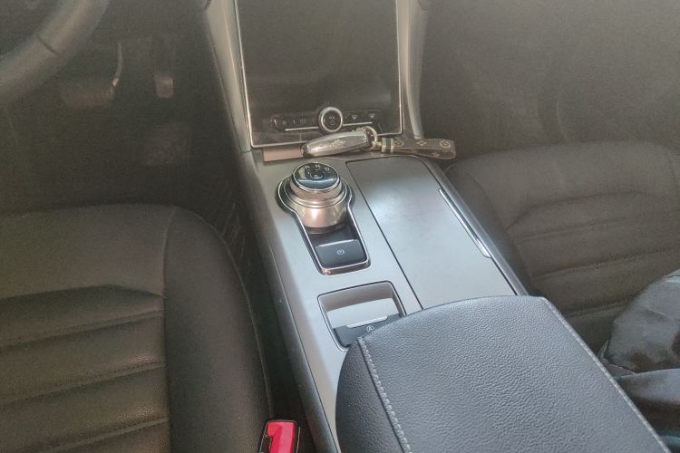 福特 蒙迪欧 2020款 EcoBoost 180 时尚型局部细节18