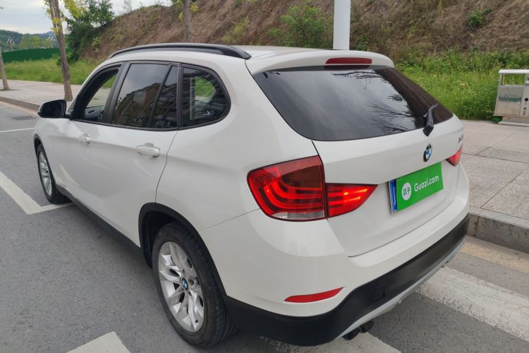 宝马X1 2015款 sDrive18i 时尚晋级版车身外观4