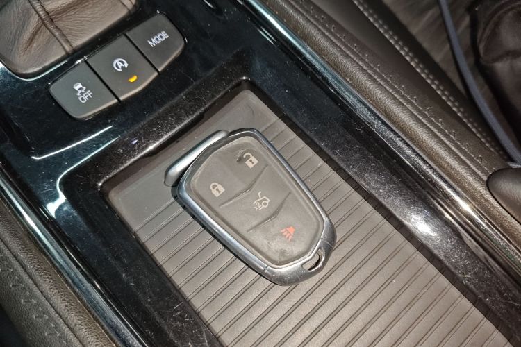 凯迪拉克ATS-L 2017款 28T 技术型中控内饰7001