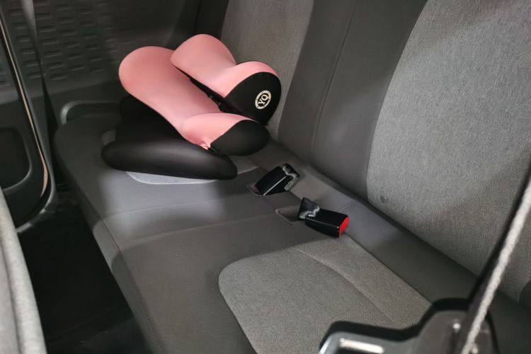 五菱汽车 宏光MINIEV 2022款 马卡龙时尚款 磷酸铁锂中控内饰7001