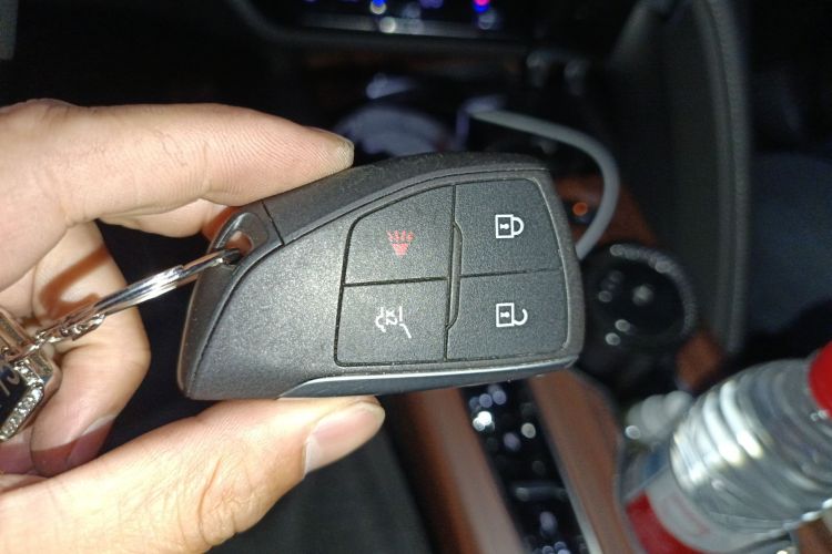 别克 2020款 昂科威S 652T 两驱豪华型中控内饰7001