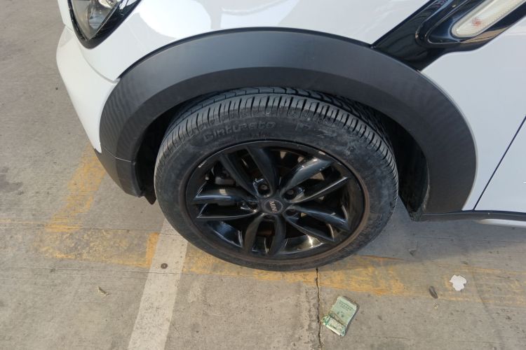 MINI Countryman 2016款 1.6T COOPER ALL4 Fun装备控车身外观6007