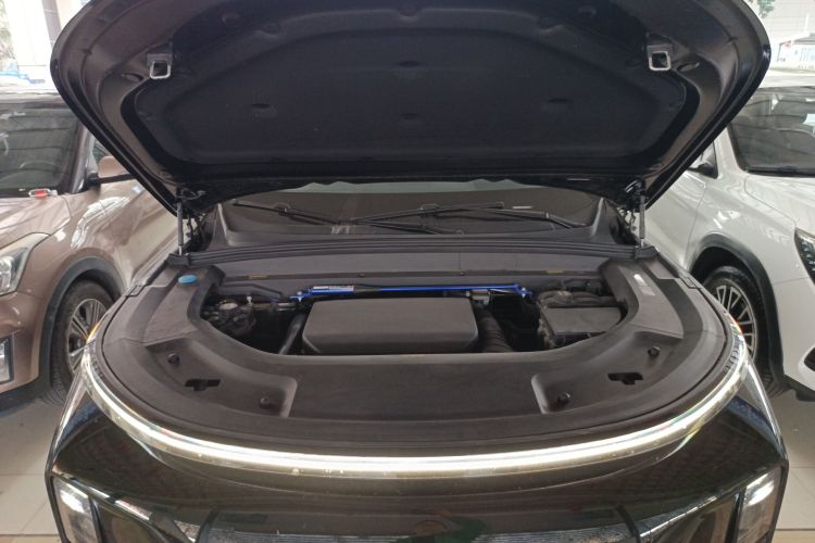 理想汽车 理想L9 2022款 Max机舱底盘24